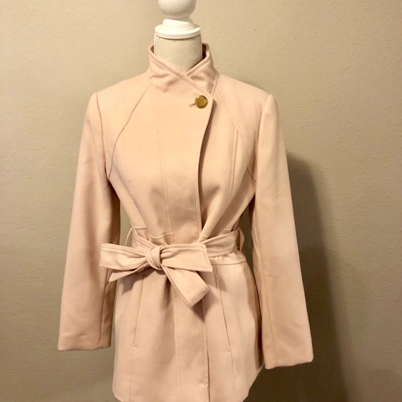 Coat - Picture 4 of 6